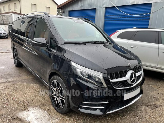 Transfer from Prague to Vienna by Mercedes-Benz V300d 4Matic EXTRA LONG (1+7 pax) AMG equipment car
