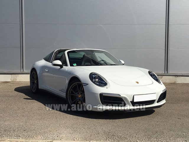 Rental Porsche 911 Targa 4S White in Prague