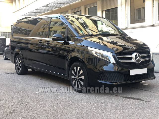 Transfer from Prague to Munich Airport General Aviation Terminal GAT by Mercedes-Benz V-Class (Viano) V 300d extra Long AMG Line car